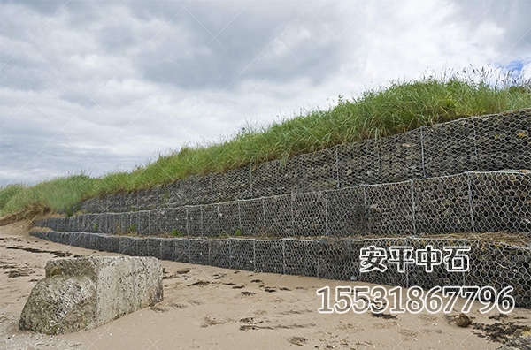 鉛絲籠護岸 鉛絲籠護岸