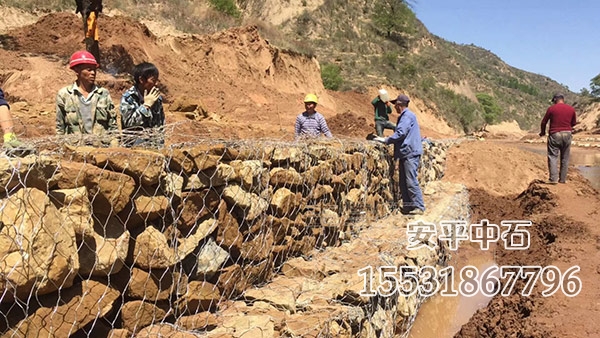 護腳格賓石籠 護腳格賓石籠